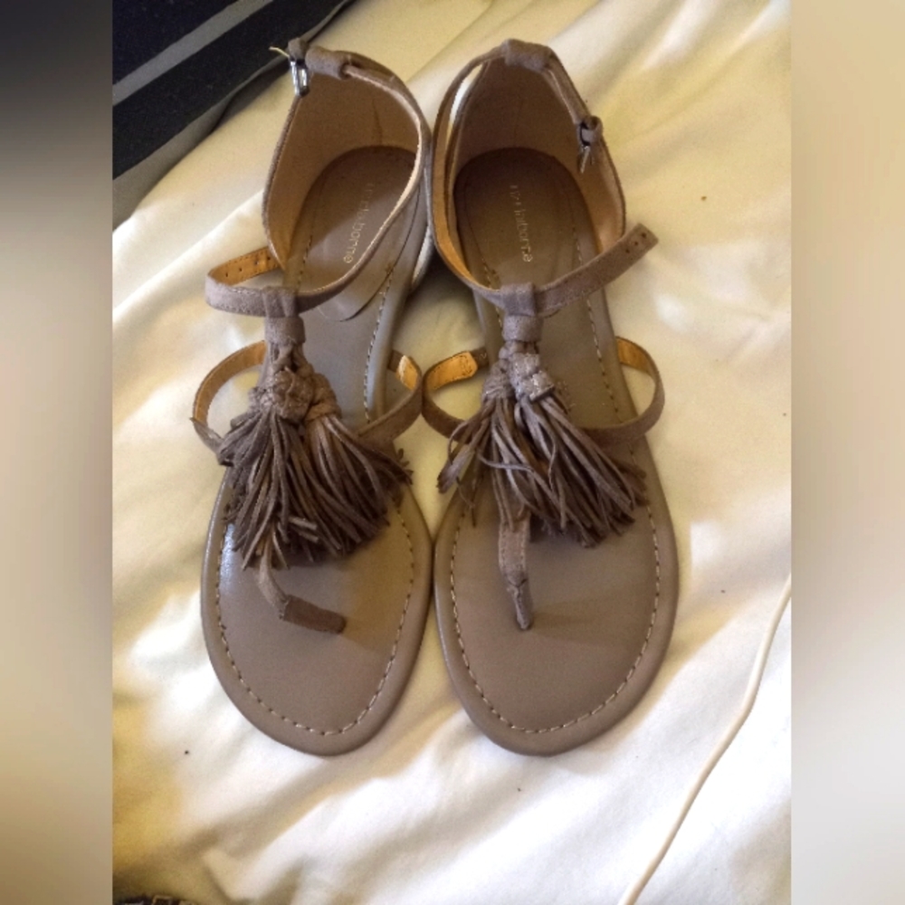 Liz Claiborne sandals